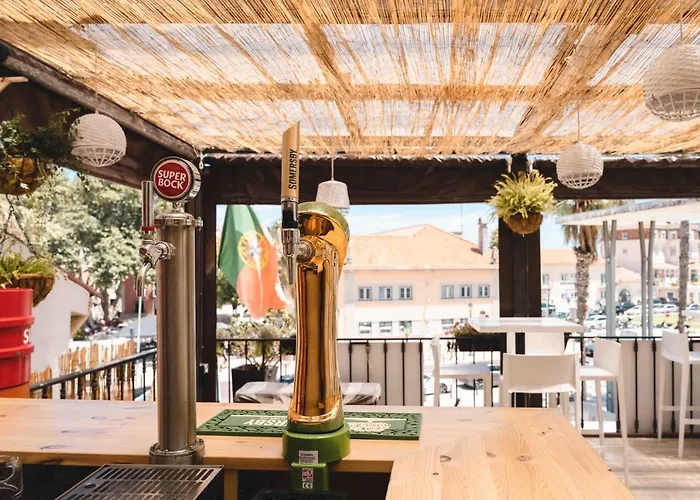 卡斯卡伊斯湾旅馆 旅馆