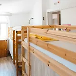Bay Hostel *