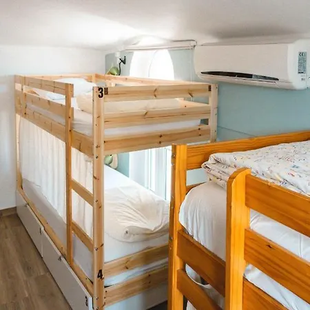 Bay Hostel *