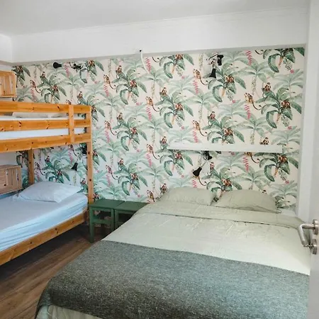 Bay بيت شباب كاسكايس