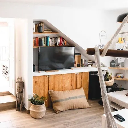 Bay بيت شباب *